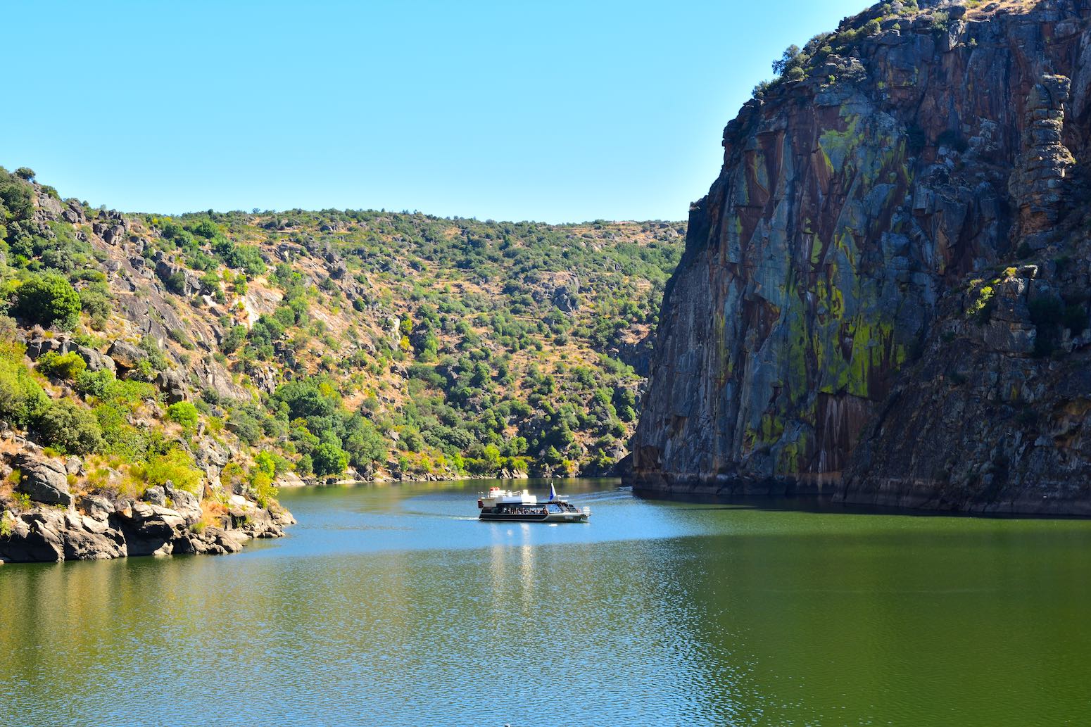 Crucero fluvial por el parque nacional arribe del duero
